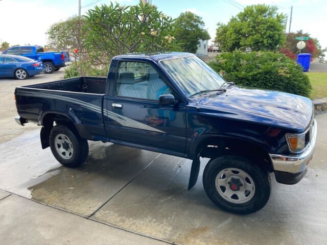1993 Toyota Hilux - photo 12