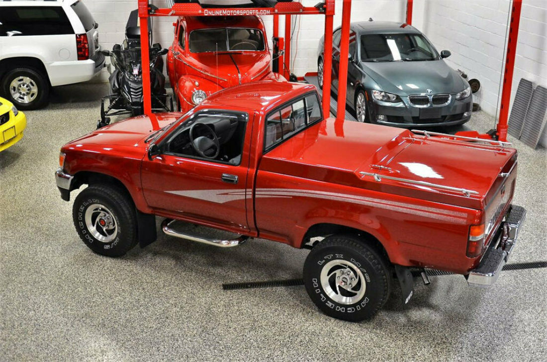 1993 Toyota 4WD Pickups Std Bed DLX 5-Speed 4WDemand - photo 7