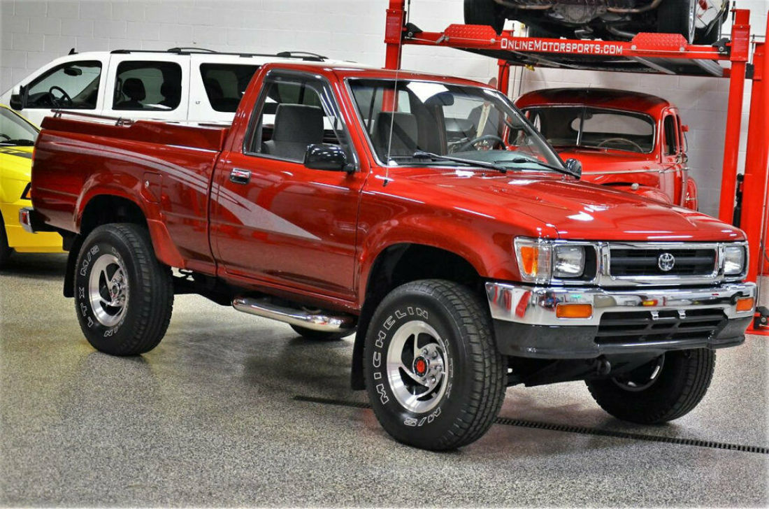 1993 Toyota 4WD Pickups Std Bed DLX 5-Speed 4WDemand - photo 9
