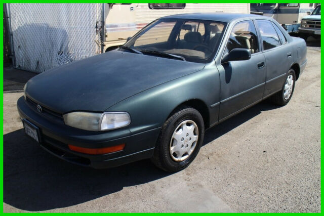 1993 Toyota Camry Automatic 4 Cylinder NO RESERVE 1993 Toyota Camry LE