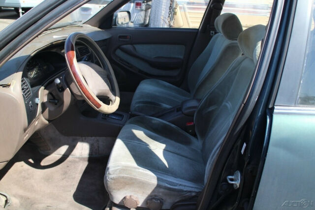 1993 Toyota Camry LE - photo 10
