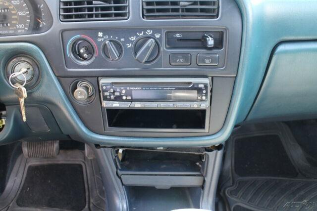 1993 Toyota Camry LE V6 - photo 13