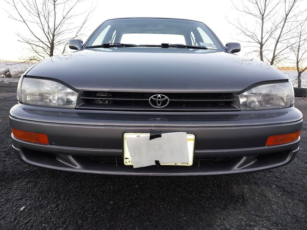 1993 Toyota Camry LE - photo 3