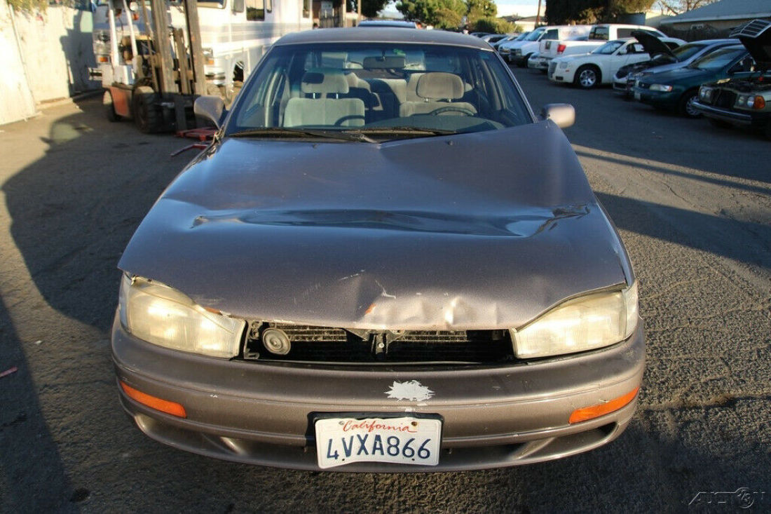 1993 Toyota Camry LE - photo 10
