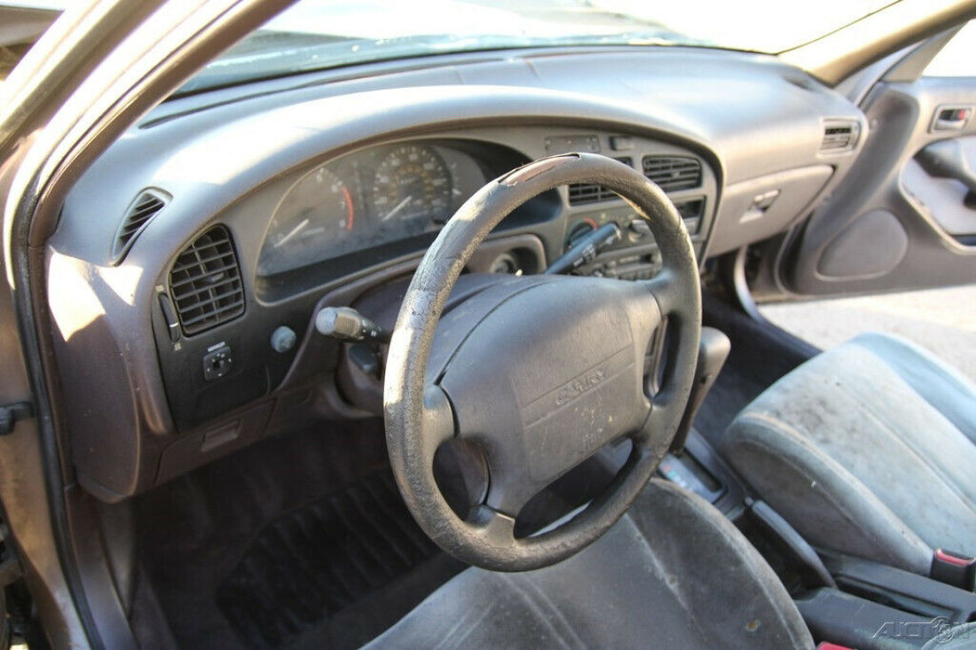 1993 Toyota Camry LE - photo 13