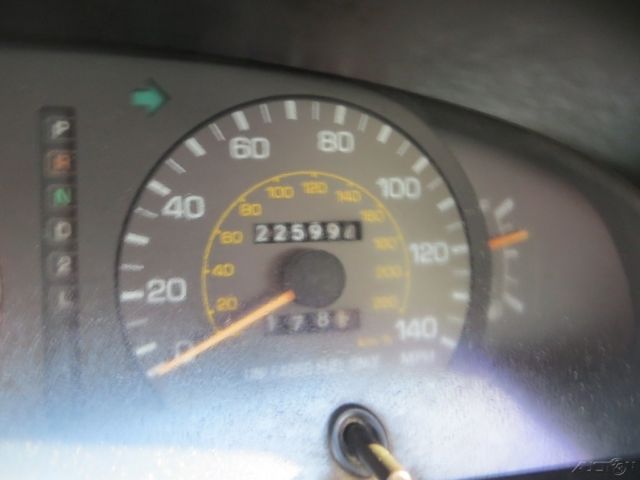 1993 Toyota Camry LE - photo 11