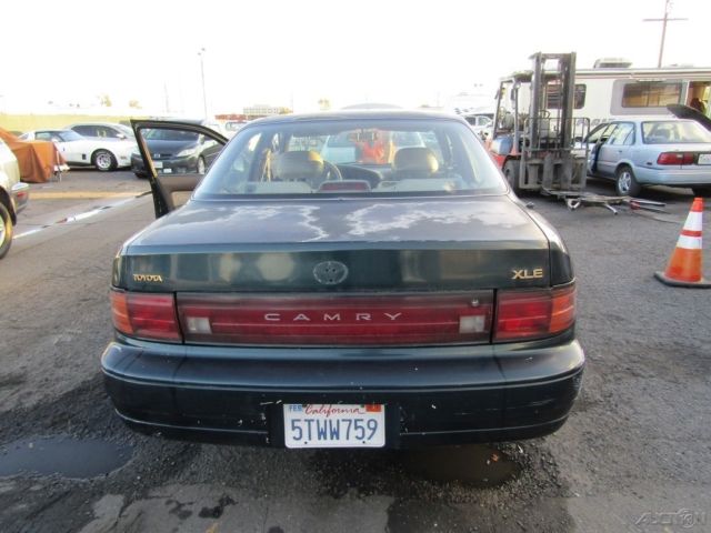 1993 Toyota Camry XLE - photo 11