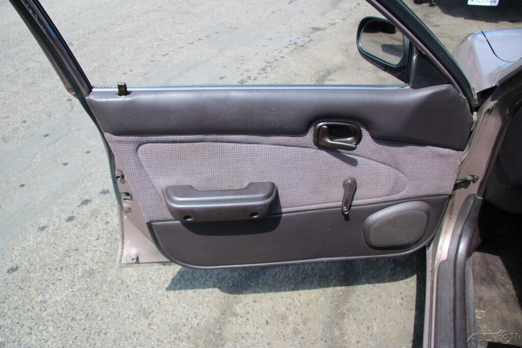 1993 Toyota Corolla - photo 11