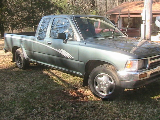 1993 Toyota Extended Cab Pickup for restore or parts 1993 Toyota Tacoma