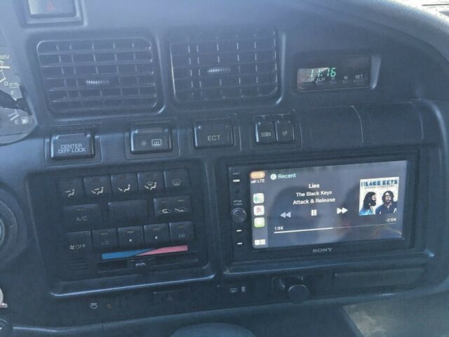 1993 Toyota Land Cruiser Base - photo 8