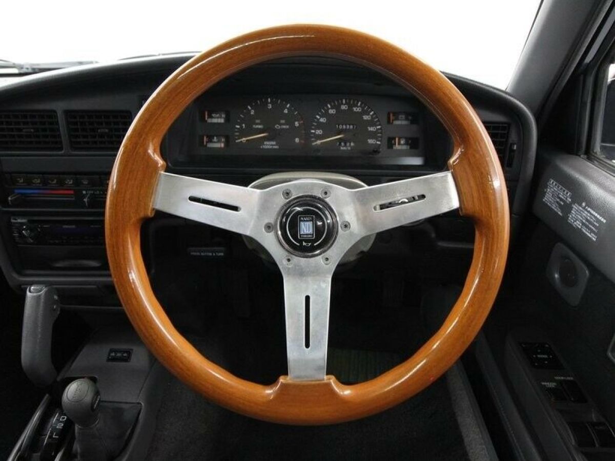 1993 Toyota Hilux Surf - photo 10