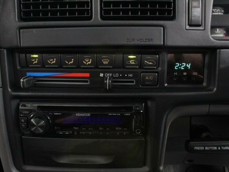 1993 Toyota Hilux Surf - photo 12
