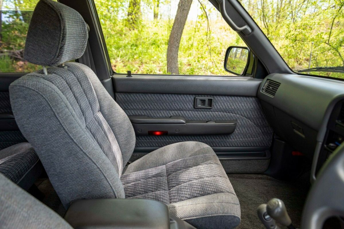 1993 Toyota 4Runner Hilux Surf - photo 12