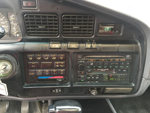 1993 Toyota Land Cruiser AWD 4dr SUV - photo 12