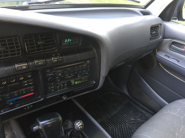 1993 Toyota Land Cruiser Base AWD 4dr SUV - photo 12
