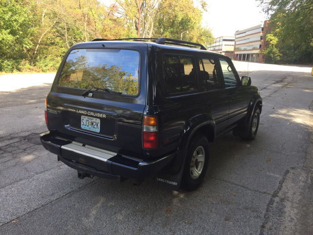 1993 Toyota Land Cruiser Base AWD 4dr SUV - photo 4