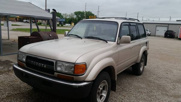 1993 Toyota Land Cruiser Base Sport Utility 4-Door - photo 4