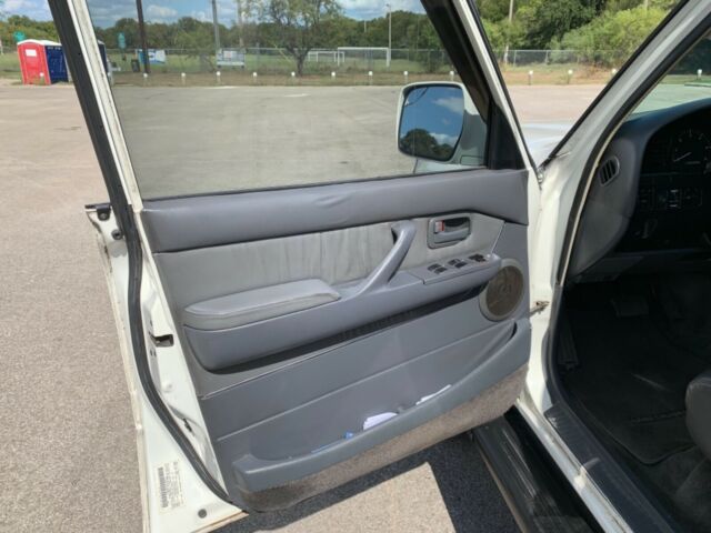 1993 Toyota Land Cruiser - photo 10