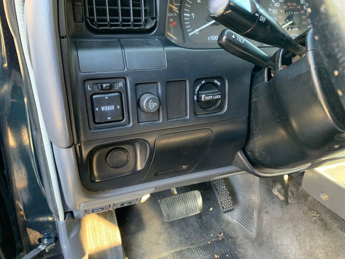 1993 Toyota Land Cruiser - photo 9