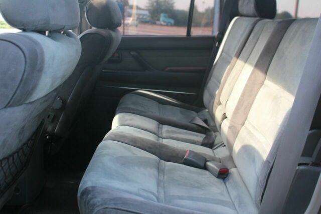 1993 Toyota Land Cruiser - photo 11