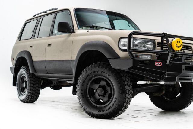1993 Toyota Land Cruiser Lifted w/ Kevlar Lining only 81k Miles - photo 3