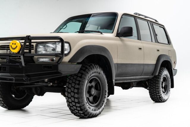 1993 Toyota Land Cruiser Lifted w/ Kevlar Lining only 81k Miles - photo 8