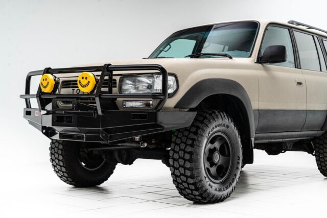 1993 Toyota Land Cruiser Lifted w/ Kevlar Lining only 81k Miles - photo 9