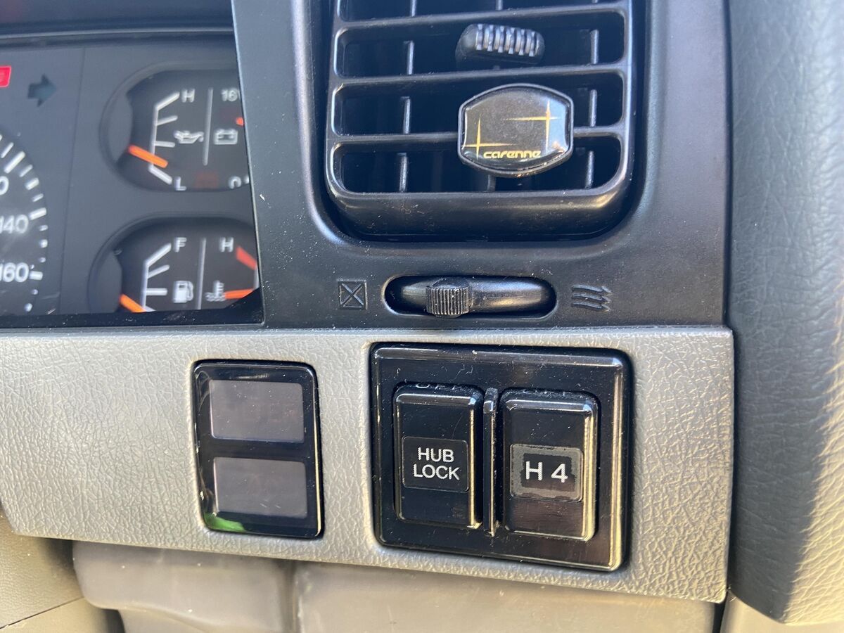 1993 Toyota Land Cruiser 4X4 - photo 10
