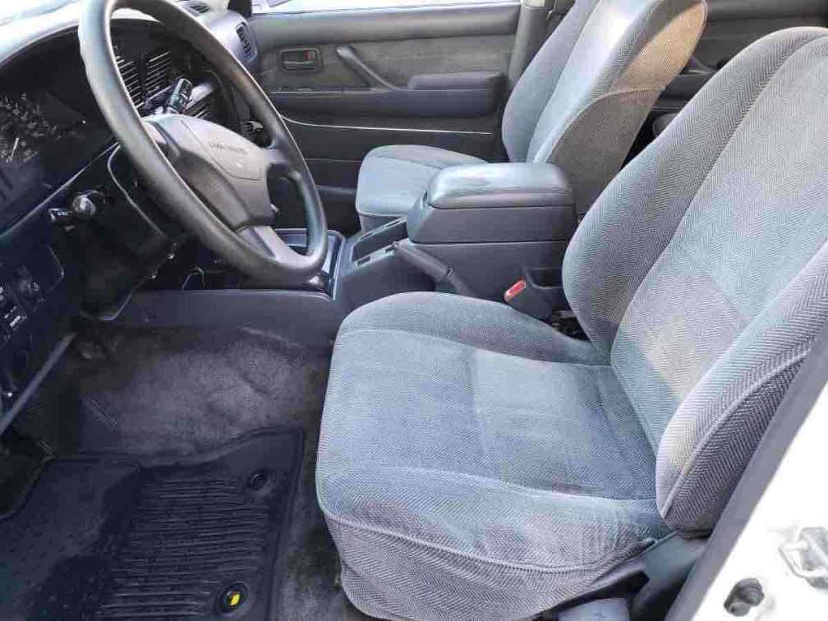 1993 Toyota Land Cruiser DJ81 - photo 12