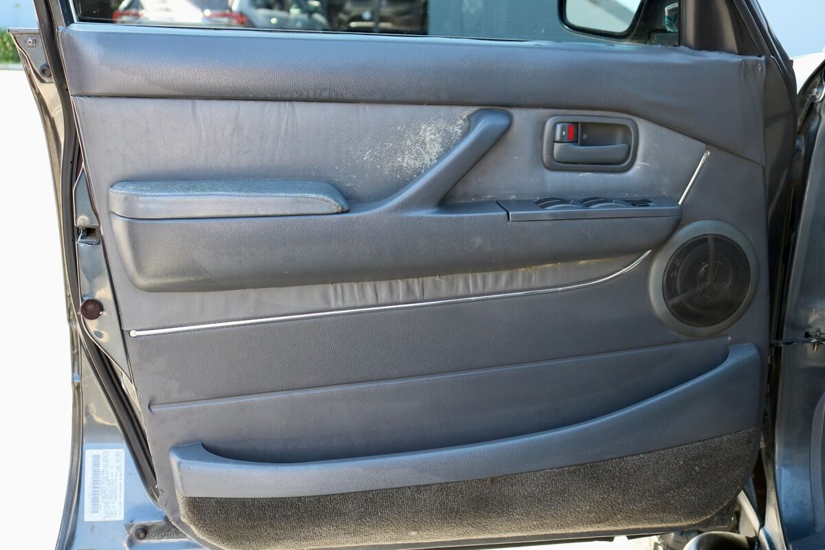 1993 Toyota Land Cruiser - photo 12