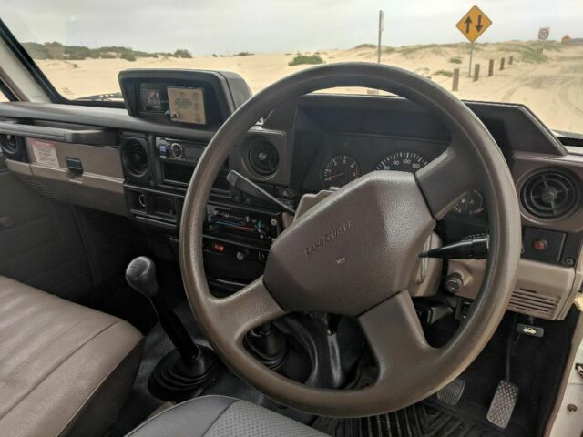 1980 Toyota Land Cruiser Troopcarrier - photo 6