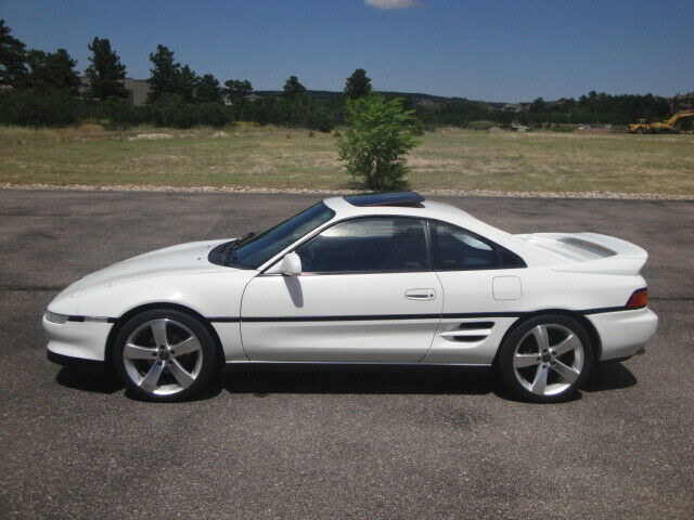 1993 Toyota MR2 Base - photo 5