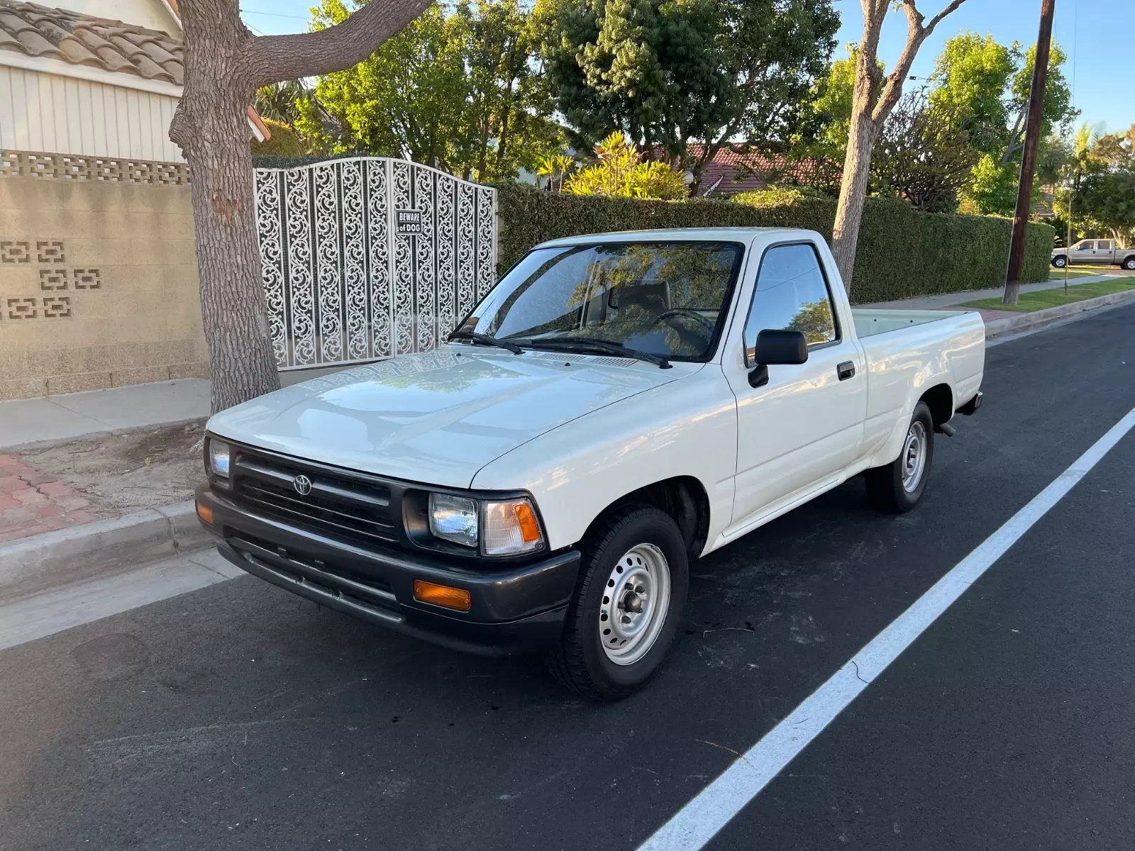 1993 Toyota Tacoma PICKUP TRUCK 22R-E 5 SPEED MANUAL PICK UP