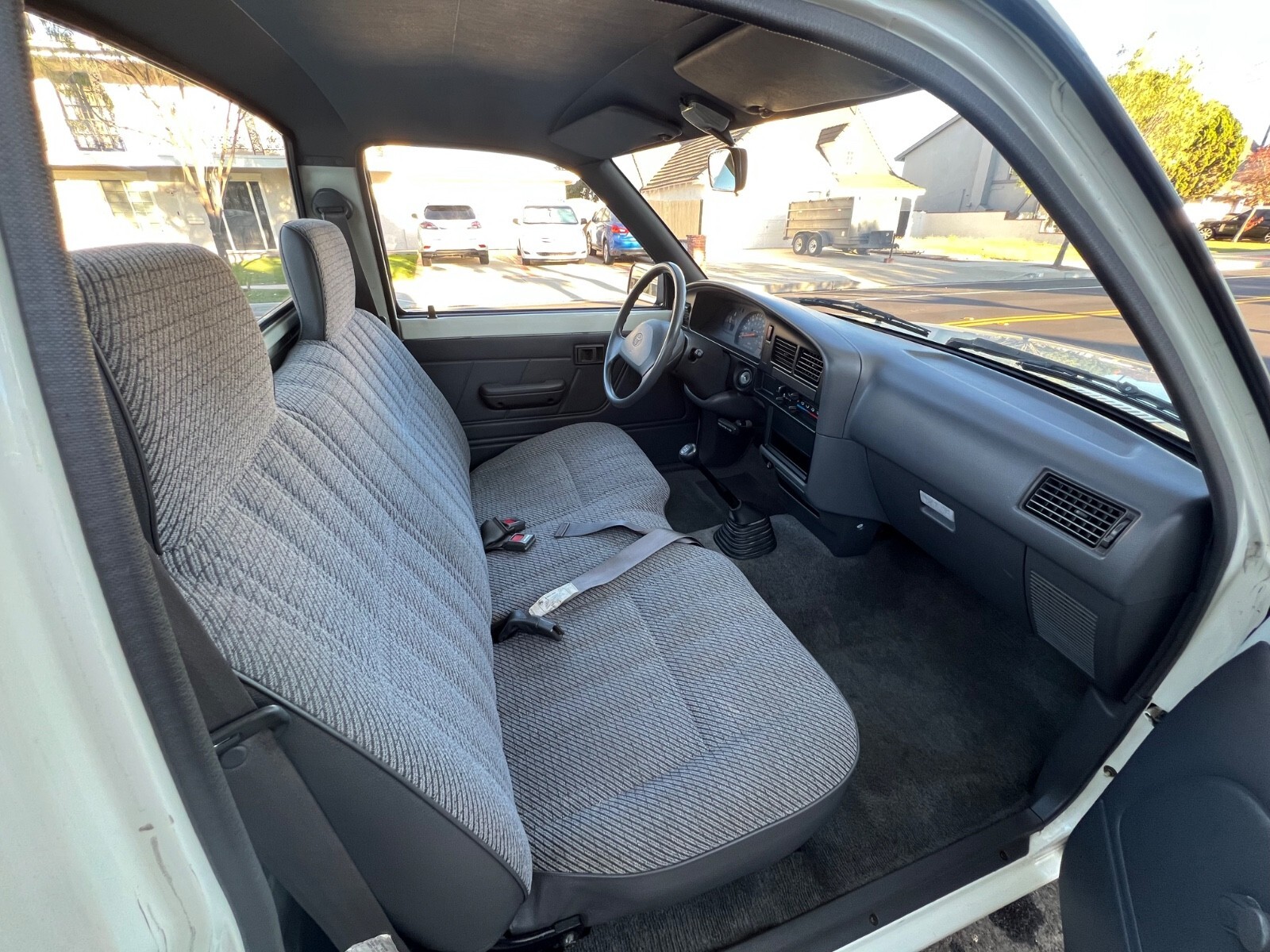 1993 Toyota Tacoma PICKUP TRUCK 22R-E 5 SPEED MANUAL PICK UP - photo 11