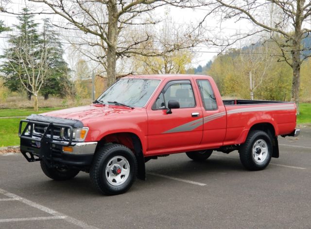 1993 Toyota Pick-Up Xtra-Cab 4x4 4cyl 5-Speed 137K Miles! 1993 Toyota Pickup Xtra-Cab 4x4