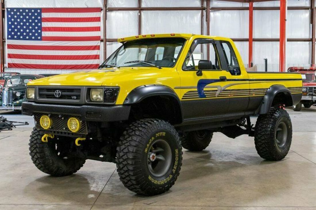 1993 Toyota Pickup 189230 Miles Yellow Pickup Truck 3.0L V6 5-Speed Manual 1993 Toyota Pickup