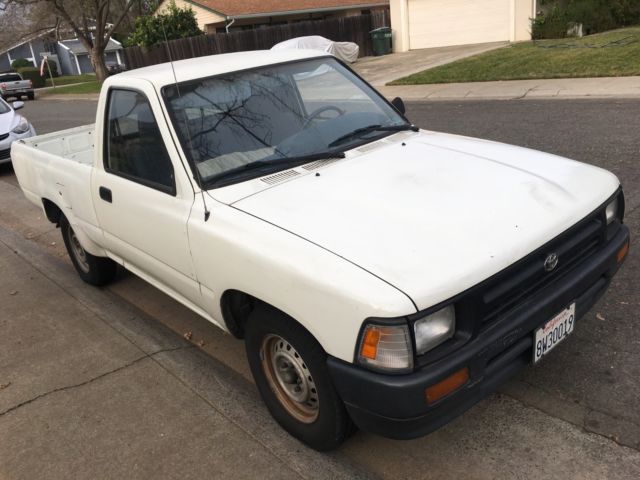 1993 Toyota Pickup 2wd 22RE alarm, runs great, extremely reliable 1993 Toyota Pickup