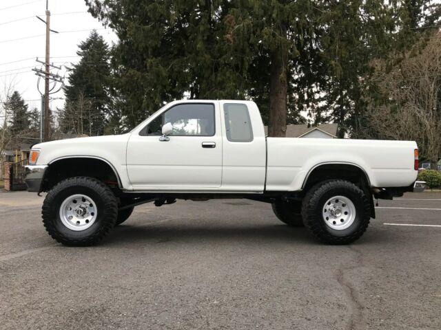1993 Toyota Pickup 4x4 Lifted 33'Inch Tire SR5 V6 Extra Cab 136k Miles Rust Free 1993 Toyota Tacoma SR5 Lifted
