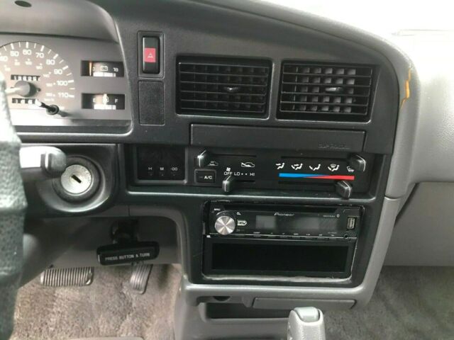 1993 Toyota Tacoma SR5 Lifted - photo 12