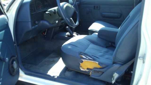 1993 Toyota Pickup DLX - photo 10