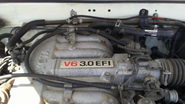 1993 Toyota Pickup DLX - photo 8