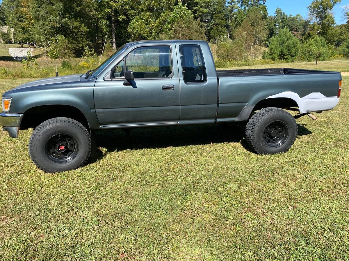 1993 Toyota Pickup 1/2 TON EXTRA LONG WHEELBASE DX - photo 2