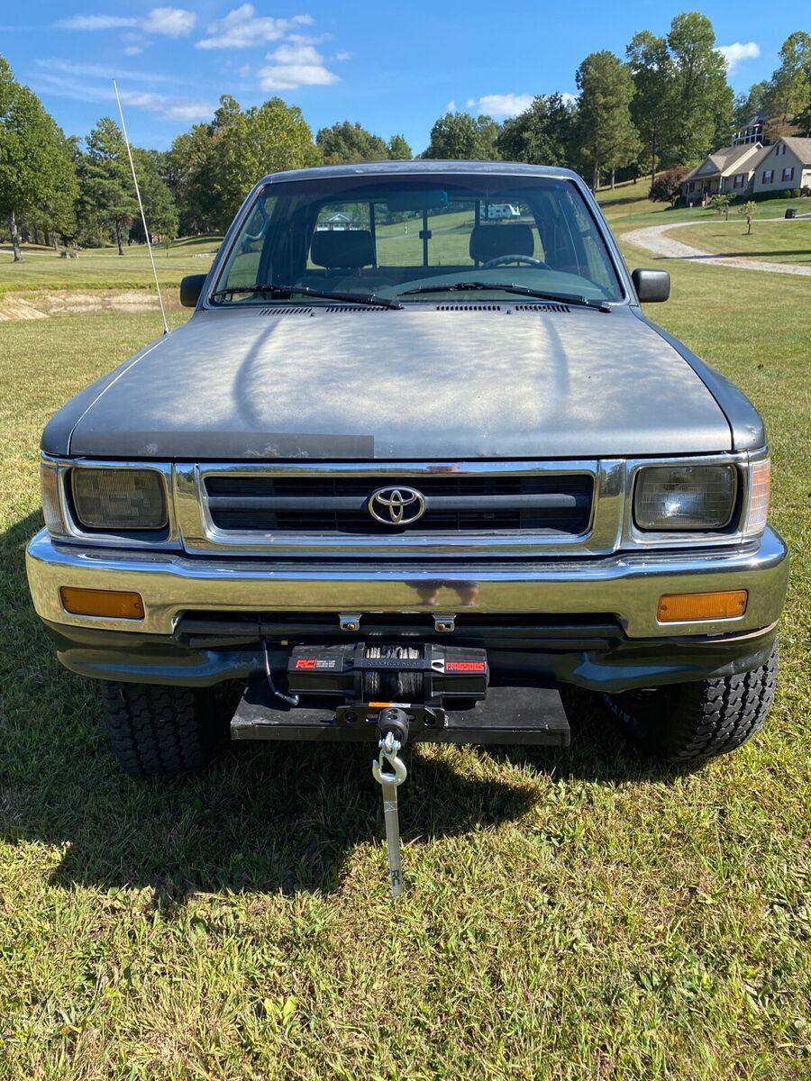 1993 Toyota Pickup 1/2 TON EXTRA LONG WHEELBASE DX - photo 4
