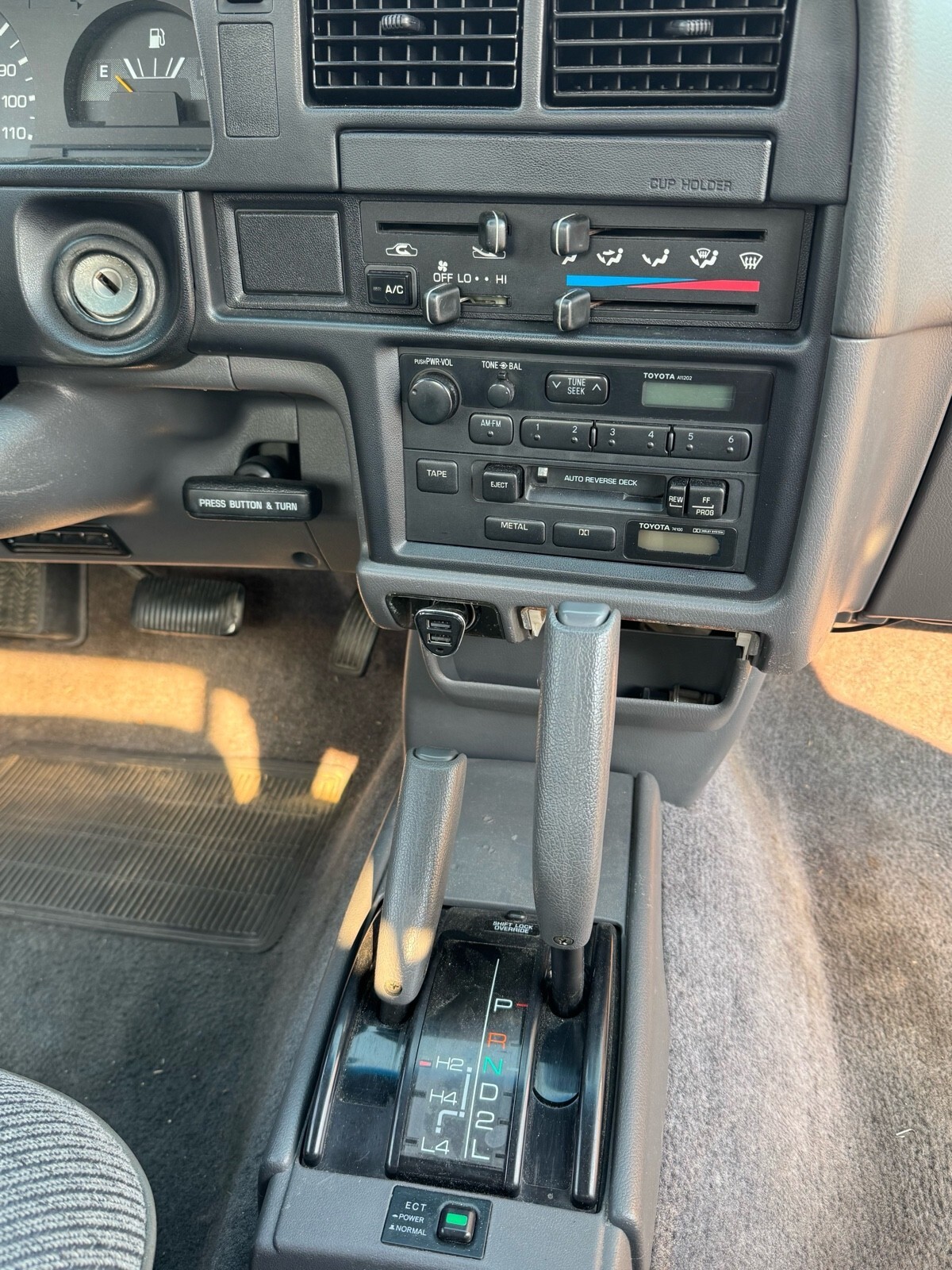 1993 Toyota Pickup 1/2 TON EXTRA LONG WHEELBASE DX - photo 11