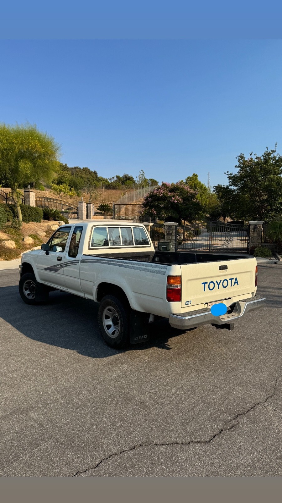 1993 Toyota Pickup 1/2 TON EXTRA LONG WHEELBASE DX - photo 2