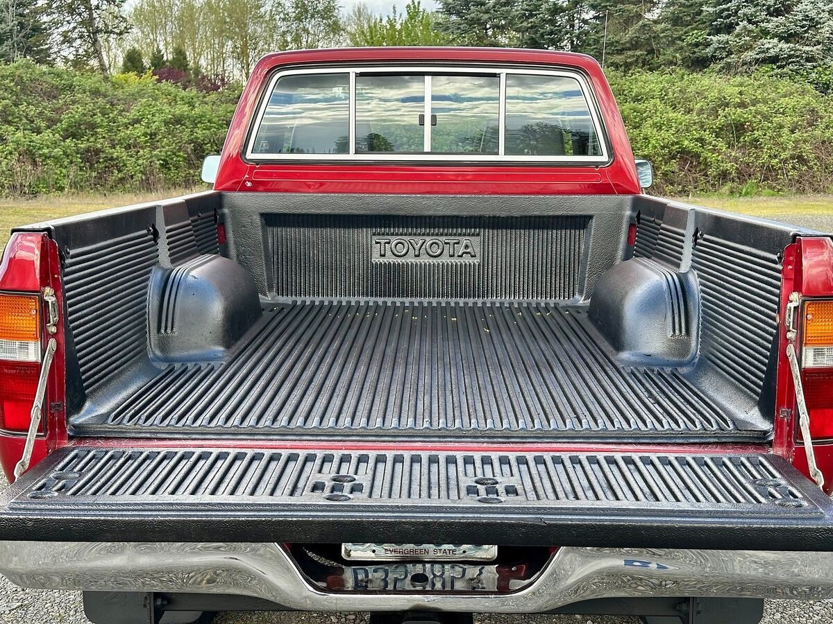1993 Toyota Pickup - photo 11