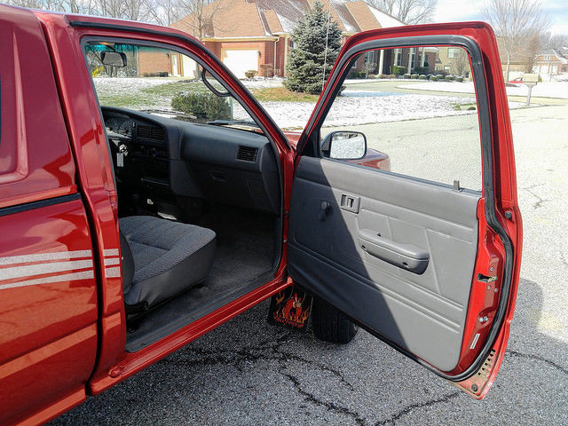 1993 Toyota Pickup Regular Cab DLX 4x4 5spd 82K Original Miles V6 3.0L 4WD NR - photo 10