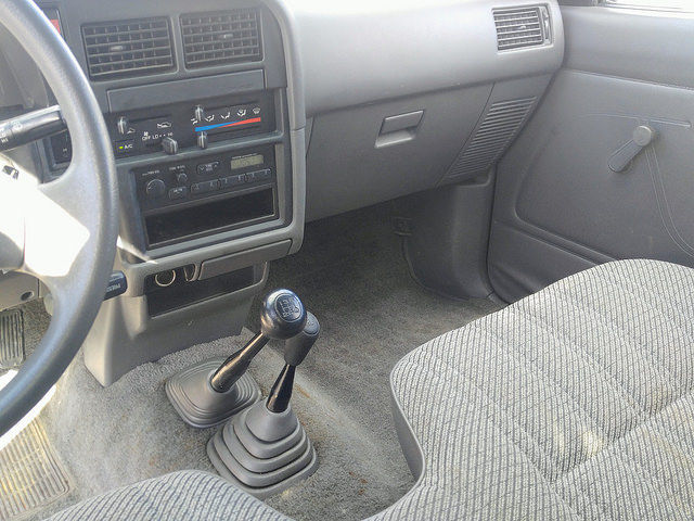 1993 Toyota Pickup Regular Cab DLX 4x4 5spd 82K Original Miles V6 3.0L 4WD NR - photo 8