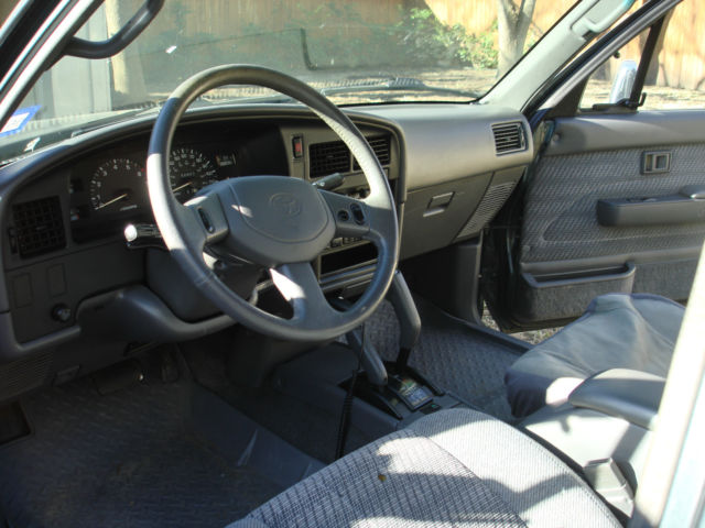 1993 Toyota Tacoma SR5 - photo 8