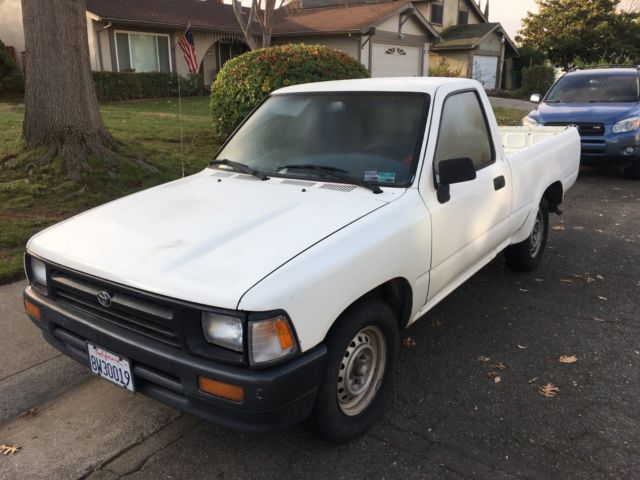 1993 Toyota Pickup - photo 2